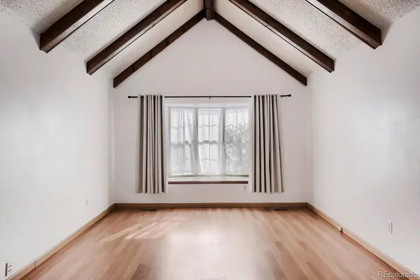 3955 S Monaco Pkwy, Denver, CO 80237