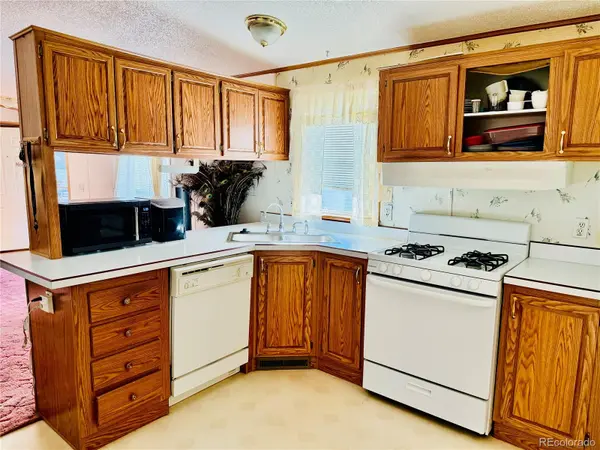 1801 W 92nd Ave #825, Federal Heights, CO 80260