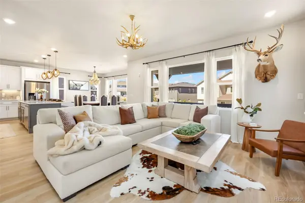 8581 Eckley ST, Littleton, CO 80125