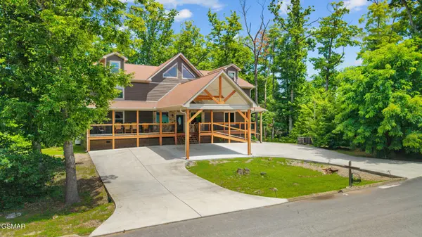 2612 Cloud View Drive, Sevierville, TN 37862