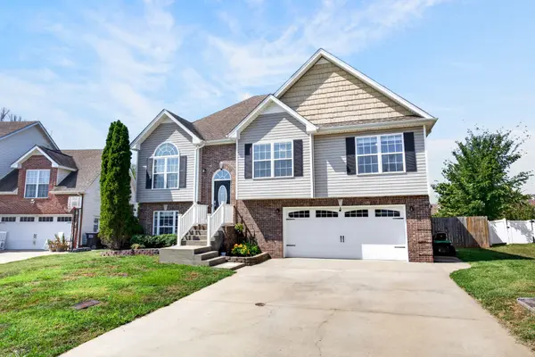 1205 Chinook Cir, Clarksville, TN 37042