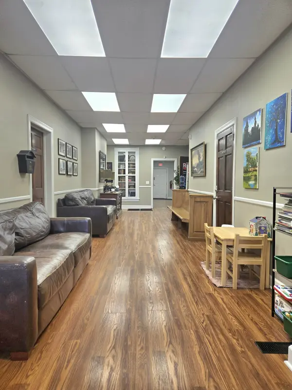 210 N Main St, Goodlettsville, TN 37072
