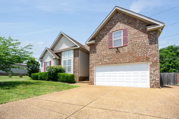 3998 Kristen St, Spring Hill, TN 37174