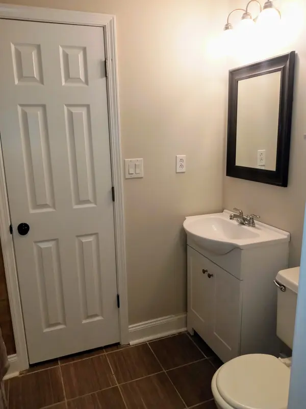 407 Roselawn Dr, Clarksville, TN 37042