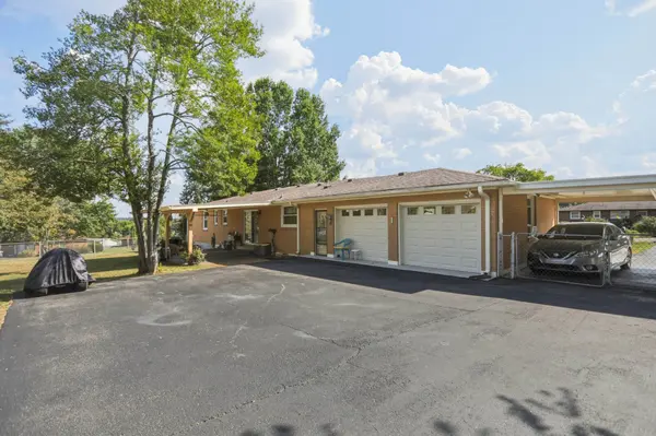 110 La Bar Dr, Hendersonville, TN 37075