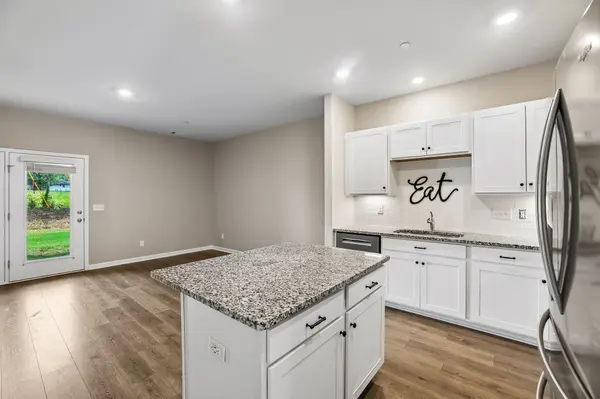 136 Grayson Cir, Chapel Hill, TN 37034