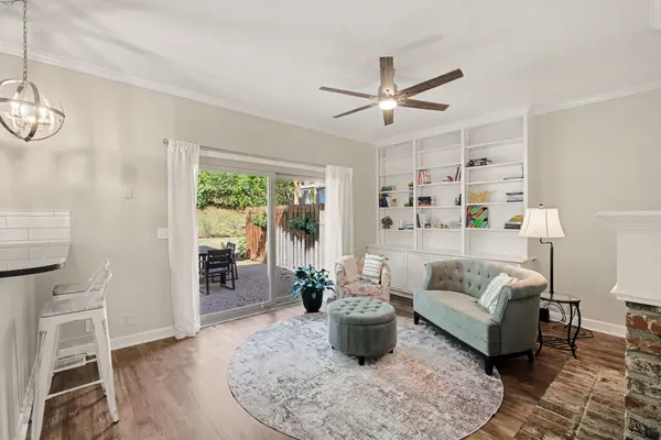 122 Jefferson Sq, Nashville, TN 37215