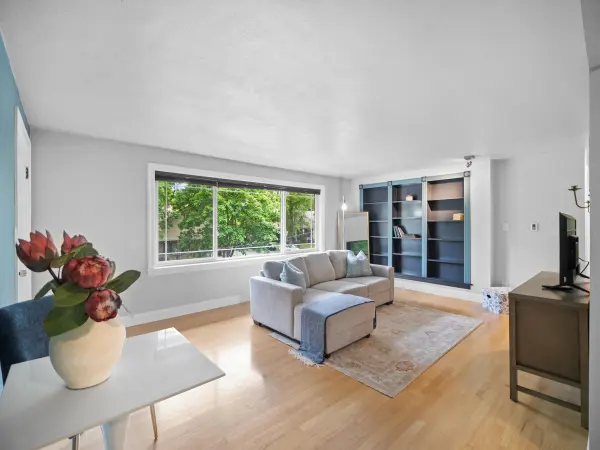 1109 S WALNUT St #Unit 3, Spokane, WA 99204