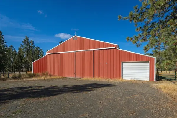 102A E Cameron Rd, Spangle, WA 99031