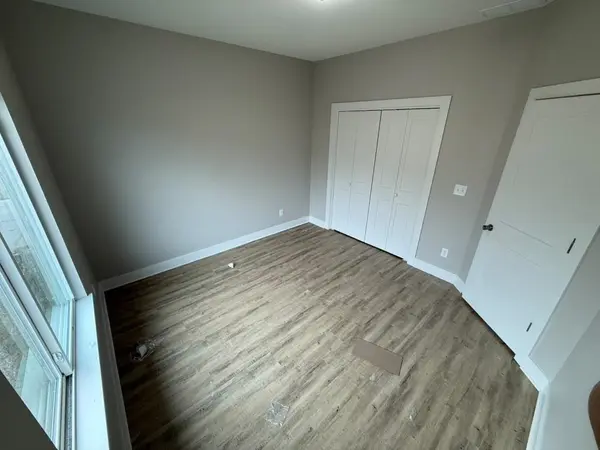 5085 N Toben Dr, Bel Aire, KS 67226