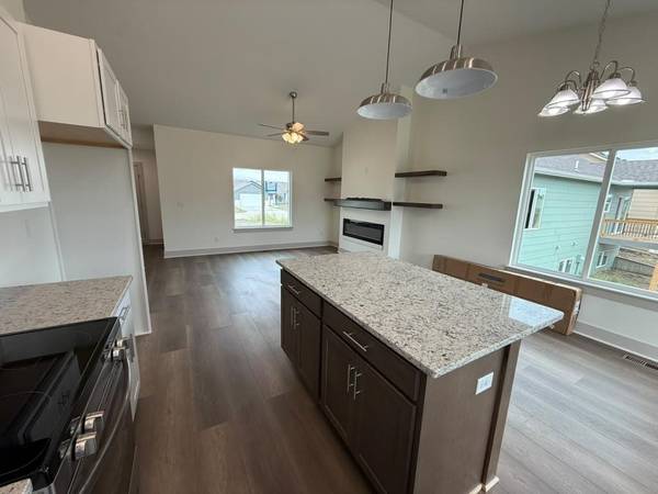 5067 N Toben Ct., Bel Aire, KS 67226