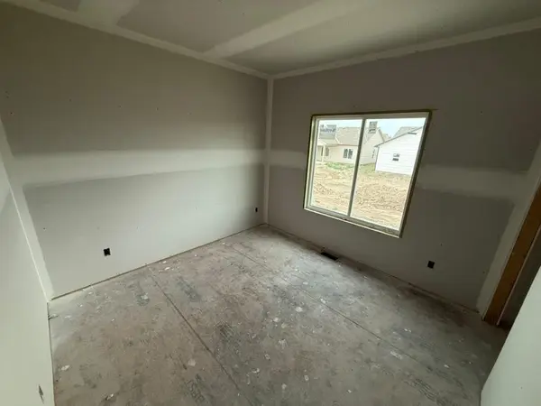 8979 N Joshua St, Bel Aire, KS 67226