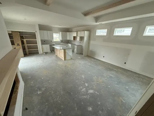 5097 N Toben Dr., Bel Aire, KS 67226