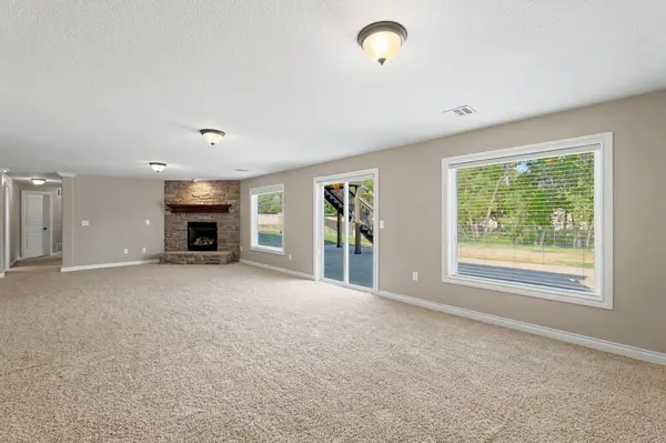 405 S Fawnwood St, Wichita, KS 67235