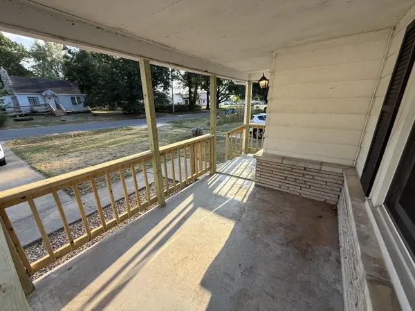 2623 W Lincoln ST, Springfield, MO 65806