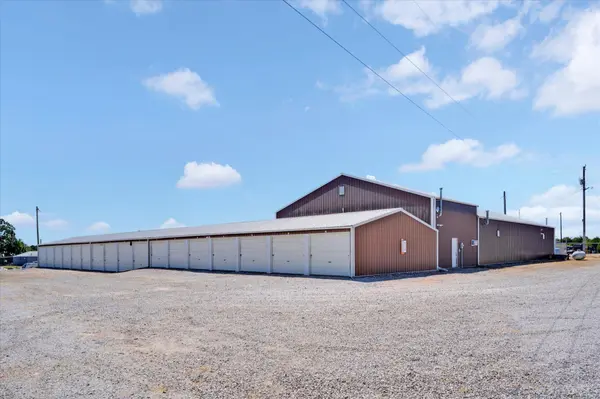 706/724 Croley BLVD, Nixa, MO 65714