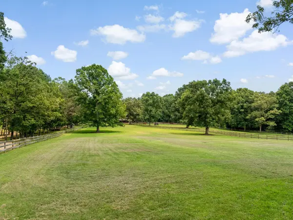 180 Kelseys Mill RD, Campobello, SC 29322