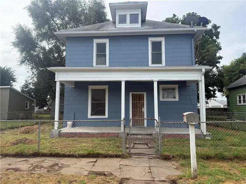 416 Massachusetts ST, St Joseph, MO 64504