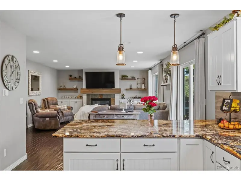 7039 Pine Hills, Littleton, CO 80125