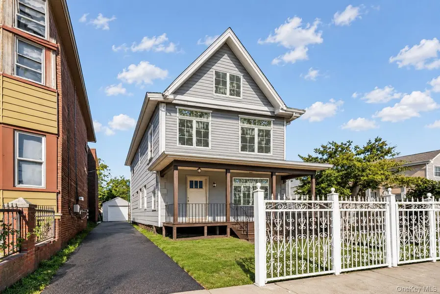1073 McBride ST, Far Rockaway, NY 11691