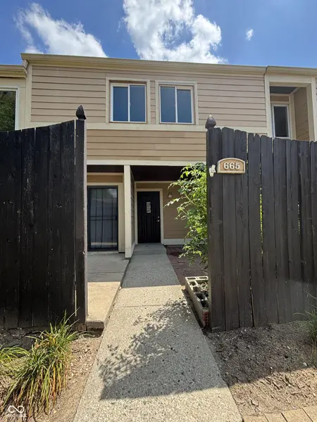 665 Ironwood, Avon, IN 46123