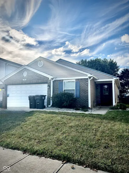 740 Wheatgrass DR, Greenwood, IN 46143