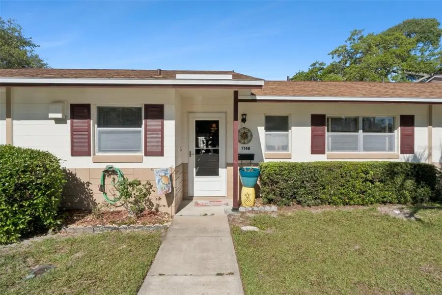 714 E MINNESOTA AVE #B, Deland, FL 32724