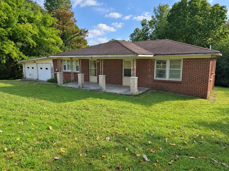 631 Scotts Chapel Rd, Cumberland City, TN 37050