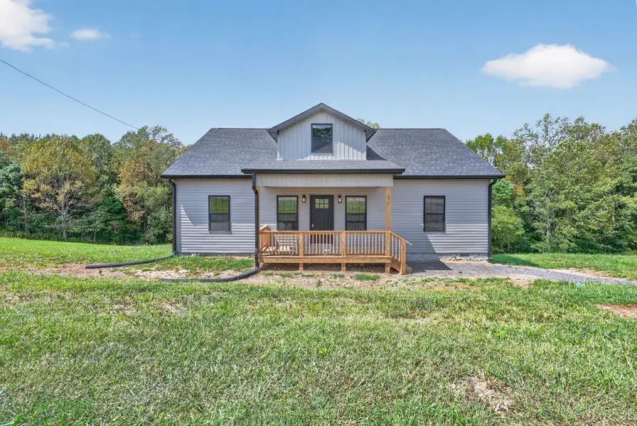 171 Coley Ct, Lafayette, TN 37083