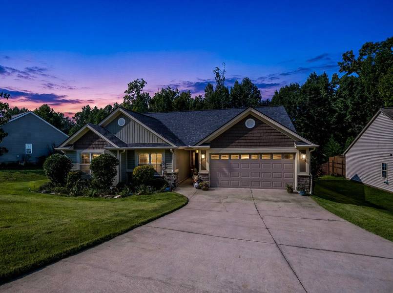 138 Brookwood Creek DR, Landrum, SC 29356