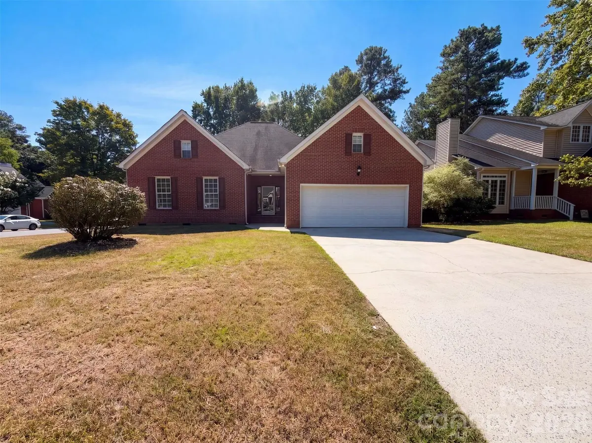 331 Market Hall PL, Rock Hill, SC 29732