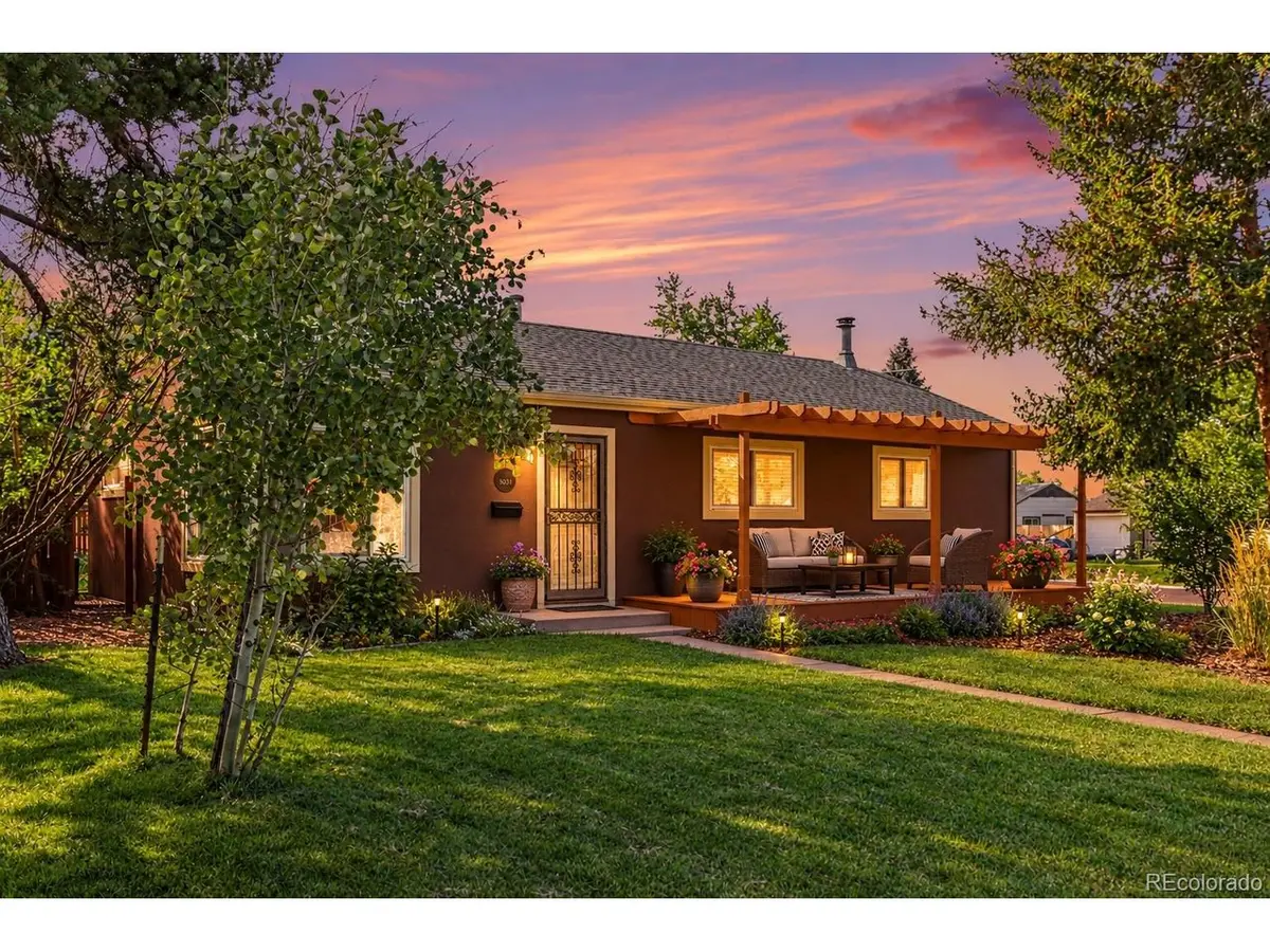 3201 S Grape, Denver, CO 80222