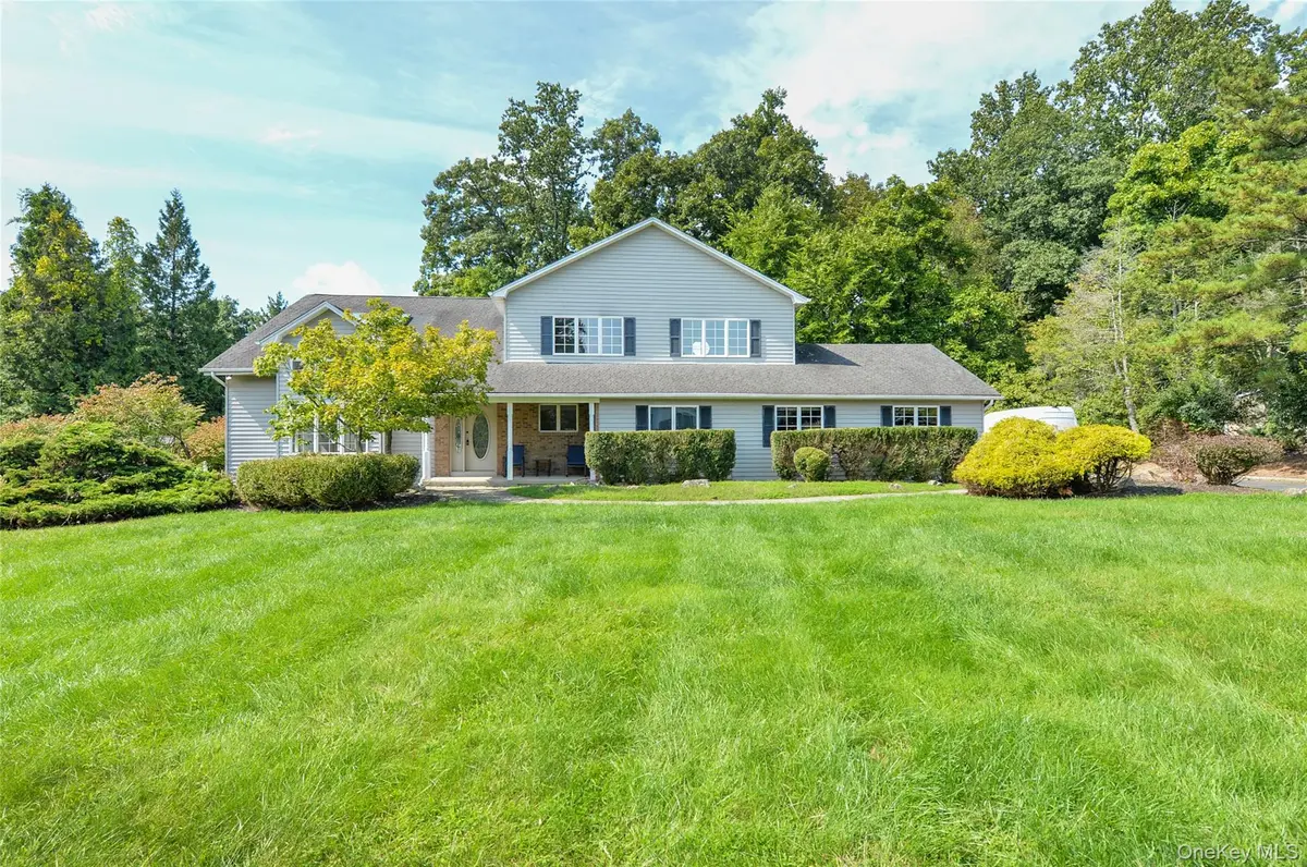3 Lenni Lenape CT, Stony Point, NY 10980