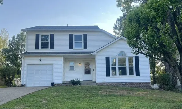 2126 Single Tree Dr, Clarksville, TN 37040
