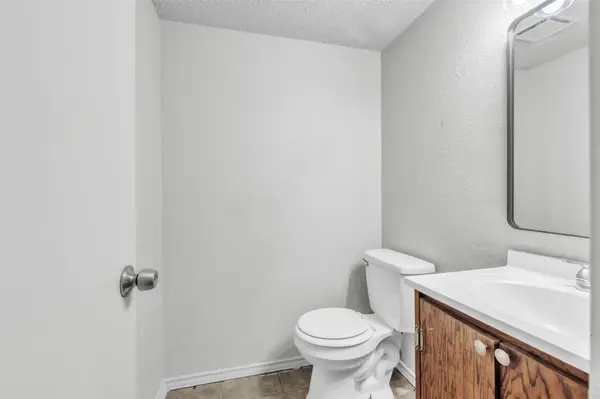 5805 Cougar DR #D, Austin, TX 78745