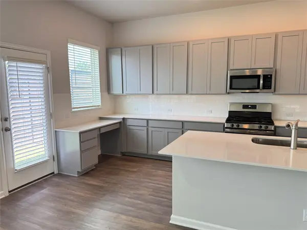 3000 Chisholm Trail RD #40, Round Rock, TX 78681