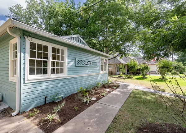 805 Maple ST, Lockhart, TX 78644