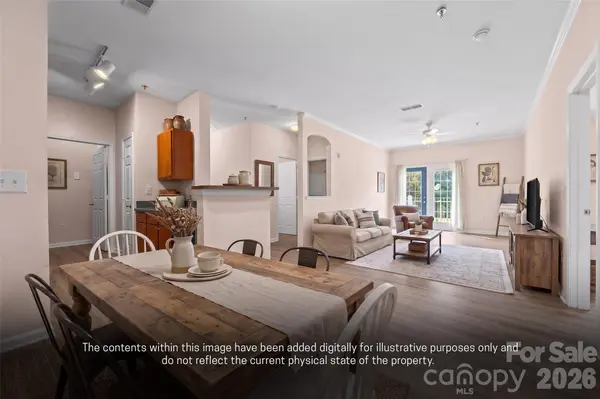 100 Vista Lake DR #3, Candler, NC 28715