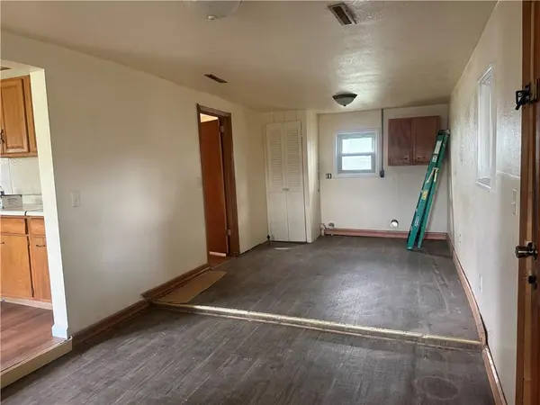 416 Massachusetts ST, St Joseph, MO 64504