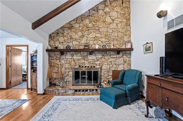 33421 Mcclellen RD, Drexel, MO 64742