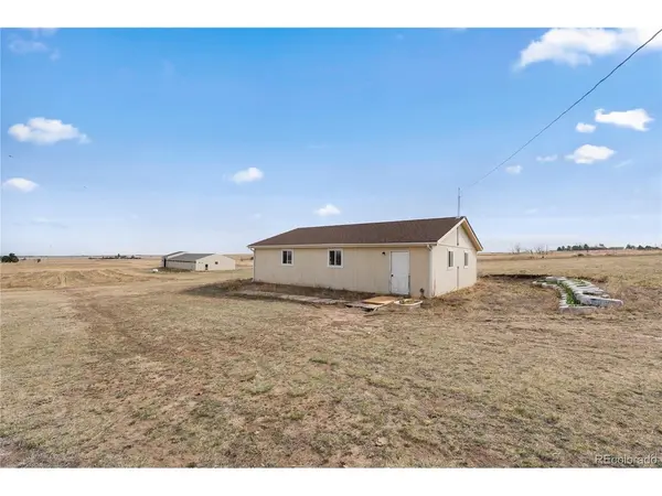 47501 E County Road 34, Bennett, CO 80102