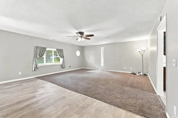 3543 W Maple Dr-57 RD, Columbia City, IN 46725-9429