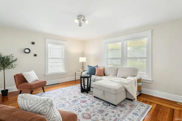 1115 E Ewing AVE #9, South Bend, IN 46613-3107