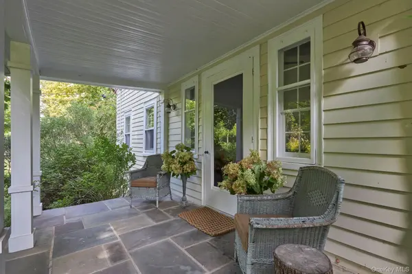 101 Spring Lake RD, Red Hook, NY 12571