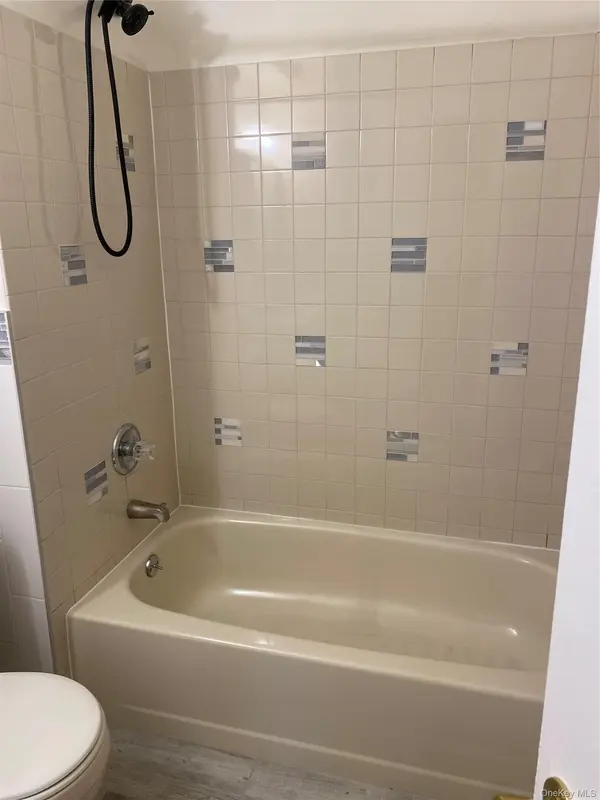 16 Stage RD, Monroe, NY 10950