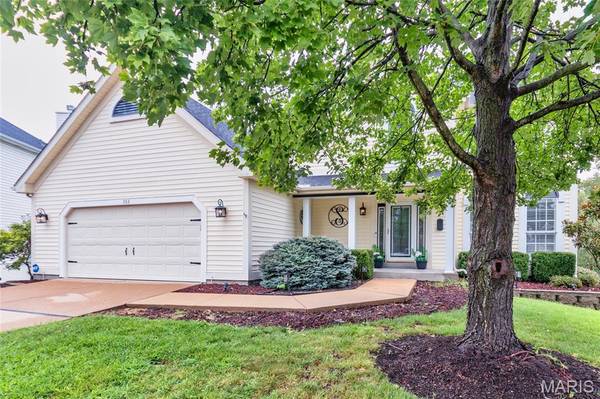 332 Golden Cherry DR, Grover, MO 63040