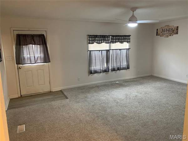 311 W Main Street, Parma, MO 63870