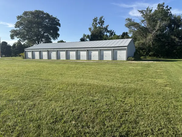 000 Mulberry ST, Andover, IL 61233