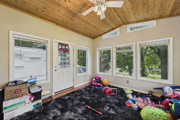 4400 Churchill ST, Shoreview, MN 55126