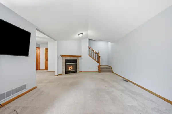 7807 W 110th ST, Bloomington, MN 55438